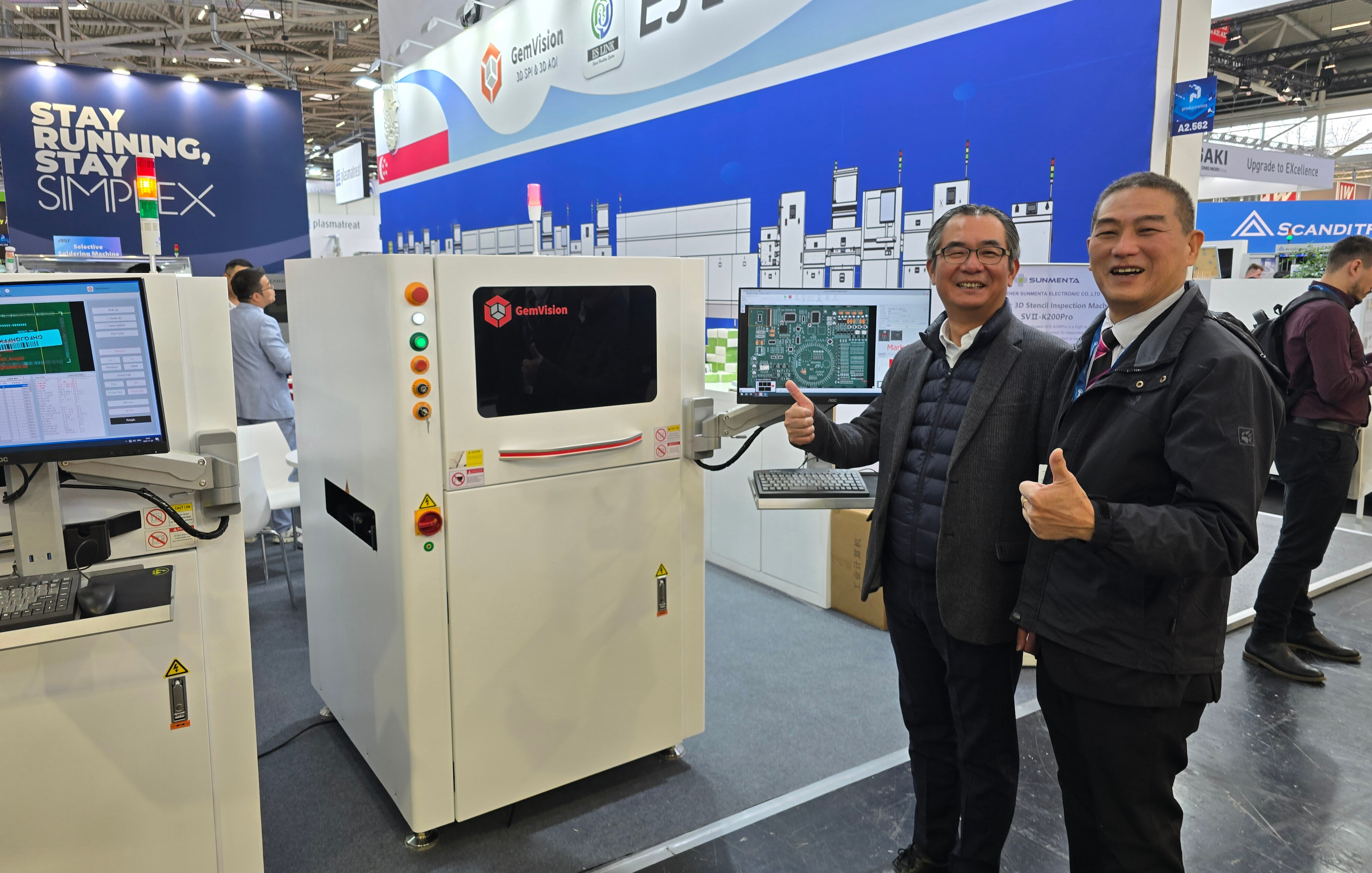 Munich Exhibition Photo (2).jpg